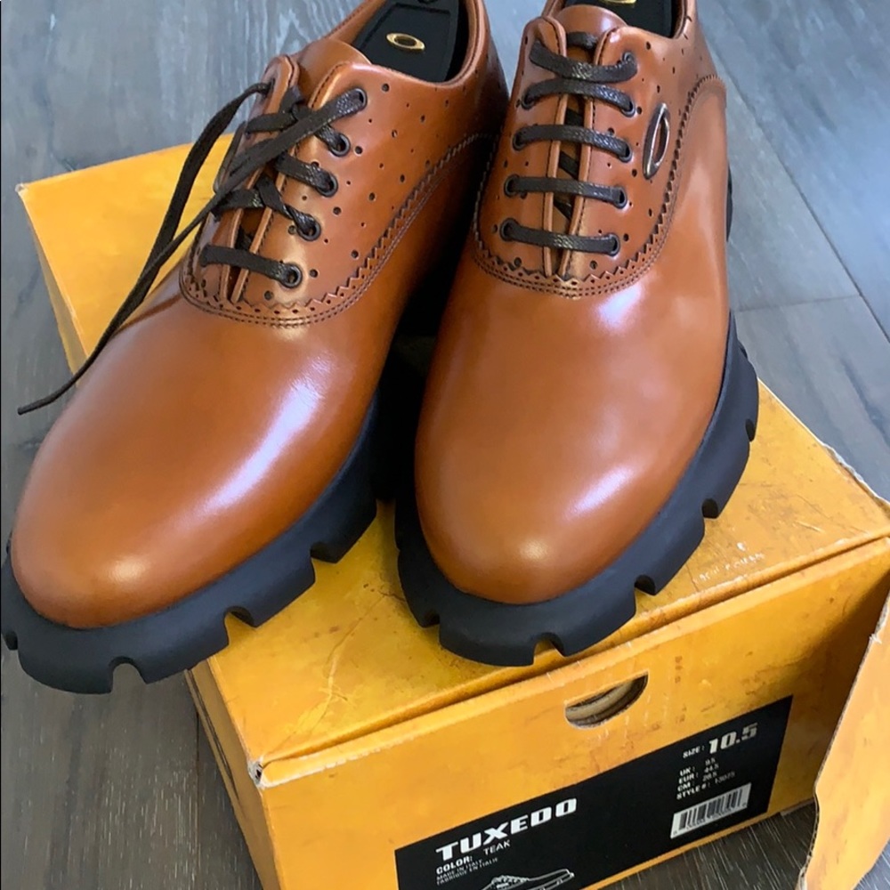 Oakley golf shoes